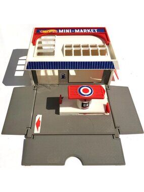 Vintage 1987 Hot Wheels Mini Market Sto & Go Set Mattel Playset - launches cars